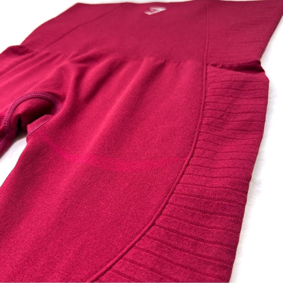Gymshark High Waist Laser Cut Seamless Cropped Leggings. Beet Root Maroon Small - Picture 8 of 17